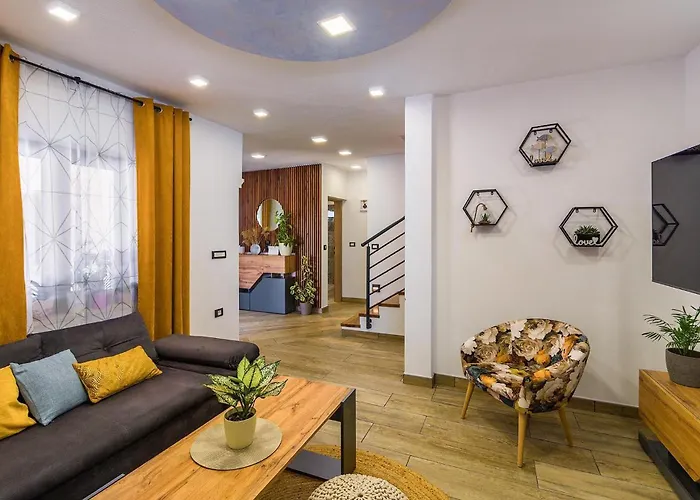 Gorgeous In * Šajini